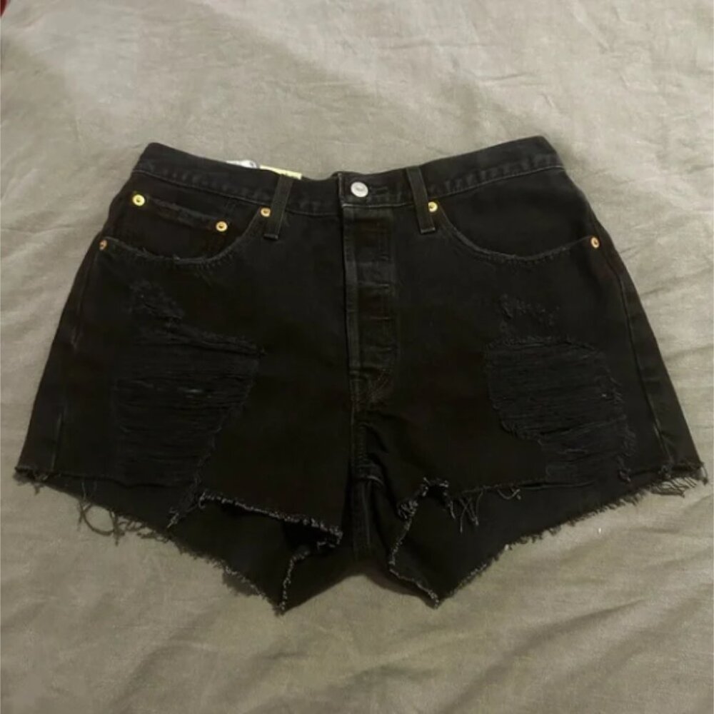 NWT Black Levi Distressed Denim Shorts